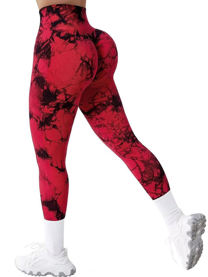 Seamless scrunch-butt leggings in red